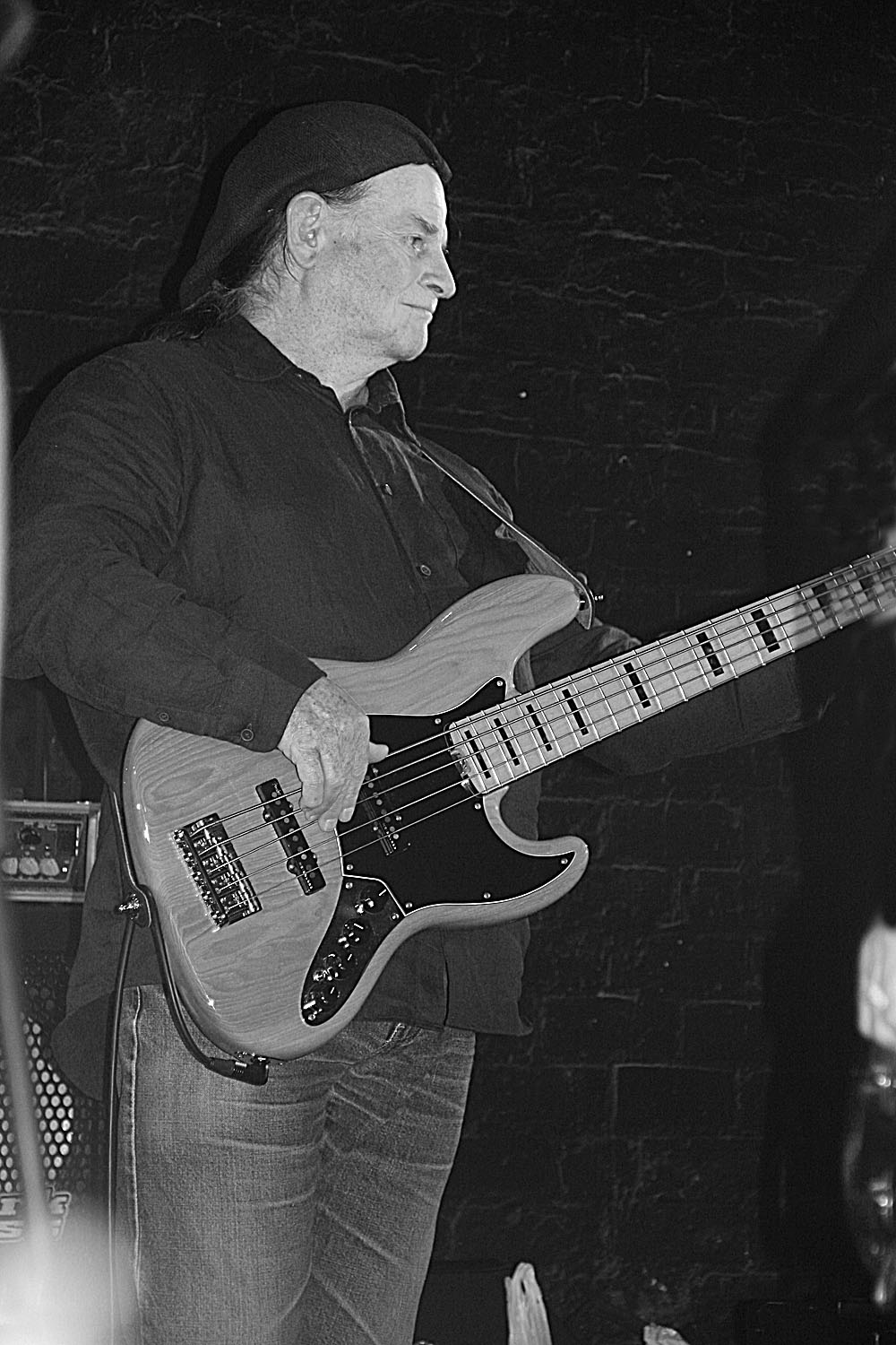 Vehicle live photos — BW IMG_0142